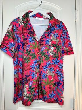 Moon Ryder Hot Pink Patterned Pajama Short Sleeve/Shorts Set - Women’s Size M